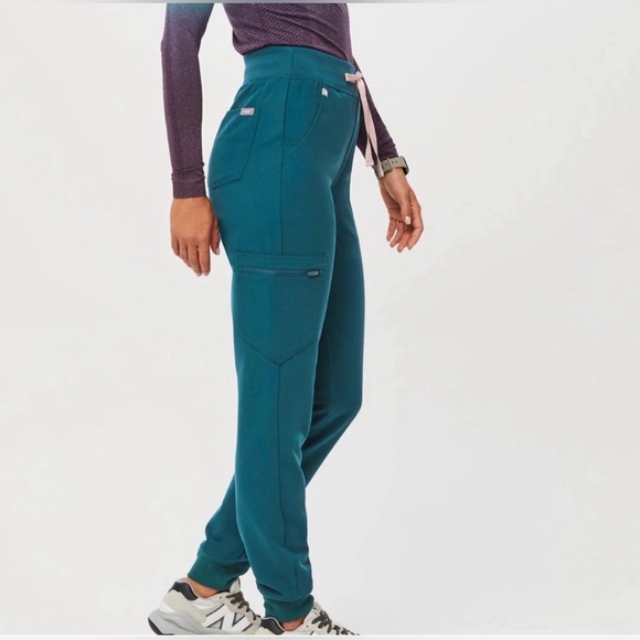 FIGS High Waisted Zamora Jogger Scrub Pant LIMITED EDITION Caribbean Blue Sz M/P - Picture 2 of 12